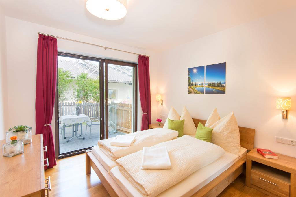 Apartamento Feriendomizil Zeitgenuss Radstadt Habitación foto